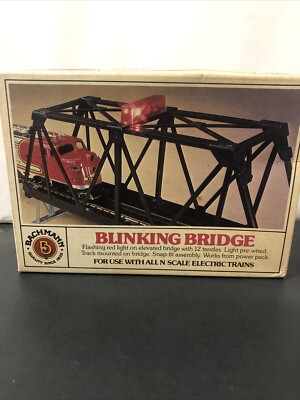 Bachmann N Scale Blinking Bridge 56-1221 N scale train