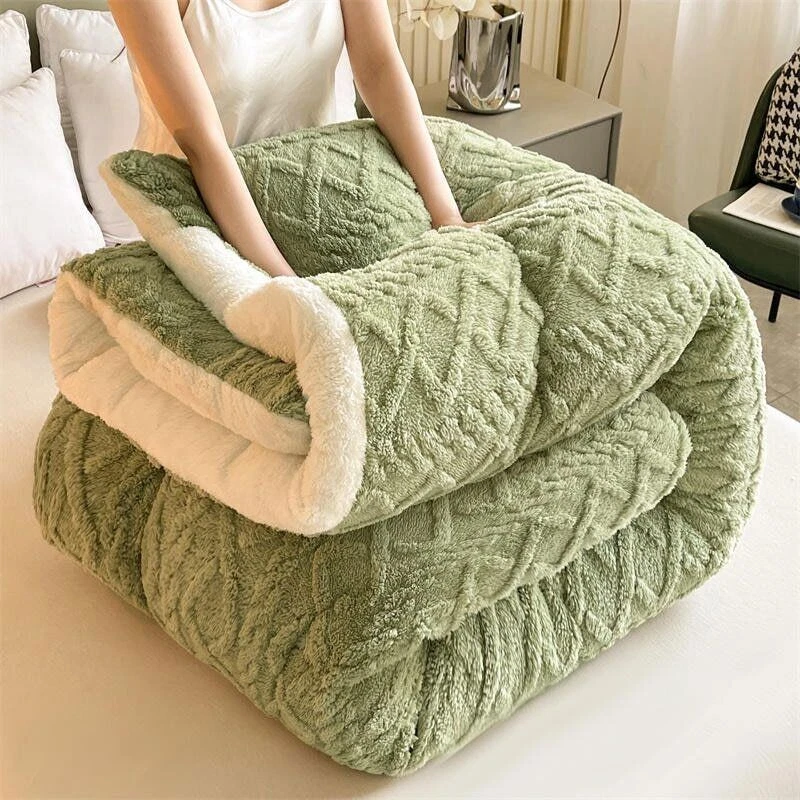 Soft Thick Winter Warm Blanket Flannel Fleece Quilt Comforter Bedding  Quilts