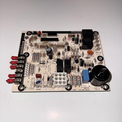 1171-83-1021A  1171-30 4820M097636 York RTU OEM Honeywell Control  Board