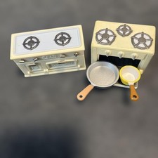Sylvanian Families Kitchen Frying Pan Set