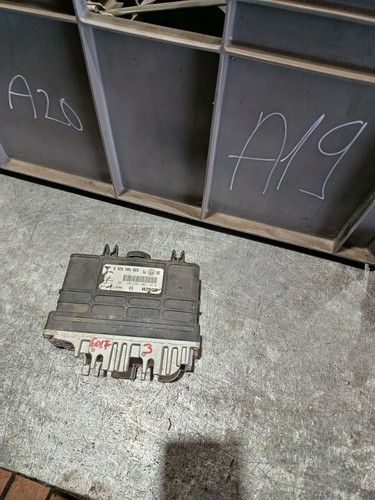 Steuergerät Motor VW GOLF III 3 1H1 0261203302 030906026R BOSCH Motorsteuergerät