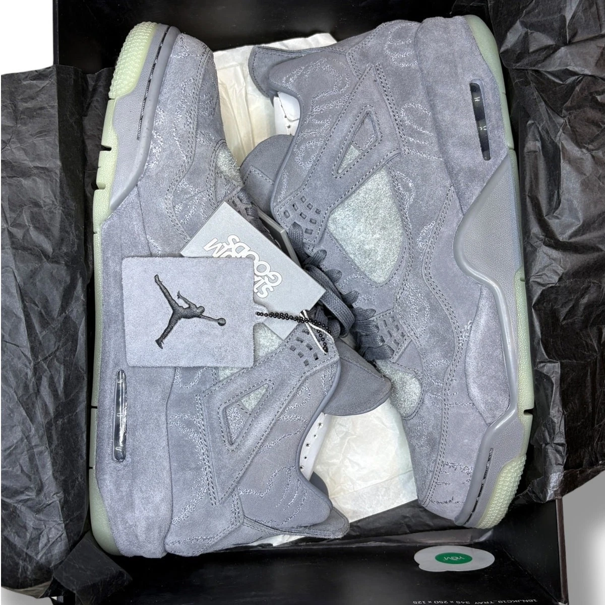 Jordan 4 Retro Sample x KAWS Cool Gray for Sale - Authenticity Jordan 4 Retro Sample x KAWS Cool Gray for Sale - Authenticity