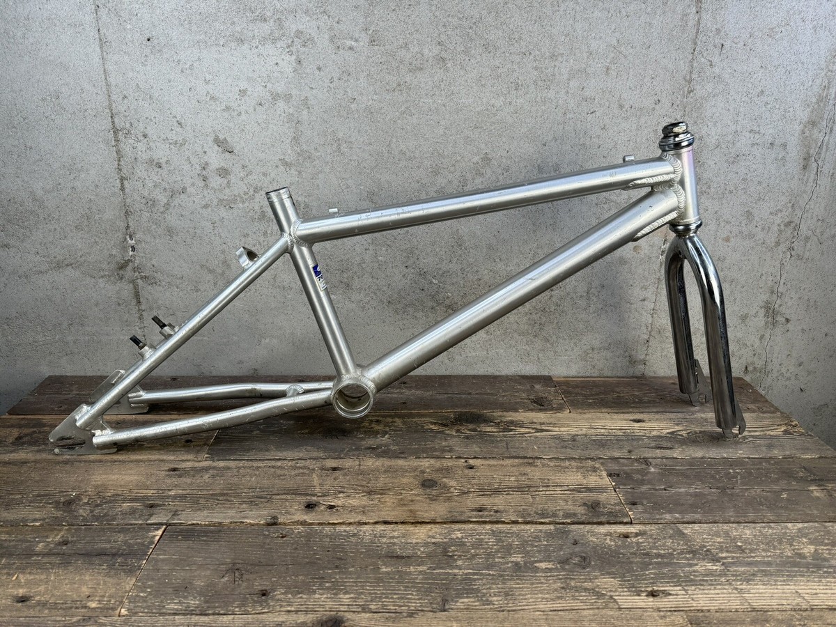Aluminum Bmx Frame And Fork Old Mid School Vintage 21-1/4 Aluminum Bmx Frame And Fork Old Mid School Vintage 21-1/4