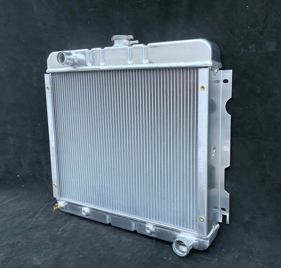 KKS526 3 Row Radiator Fit 1970-1972 Dodge Dart Plymouth Duster Valiant 5.2L V8 Foto 3 de 4
