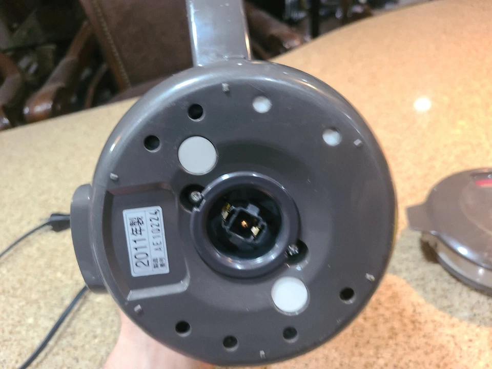 Hervidor eléctrico Zojirushi (0,6 L) rojo metálico CK-EA de Japón Foto 4 de 4