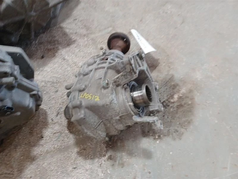 Estojo de transferência FB5Z7251B compatível com 16-19 Ford Explorer 2.3L 2705942 - Imagem 2 de 4