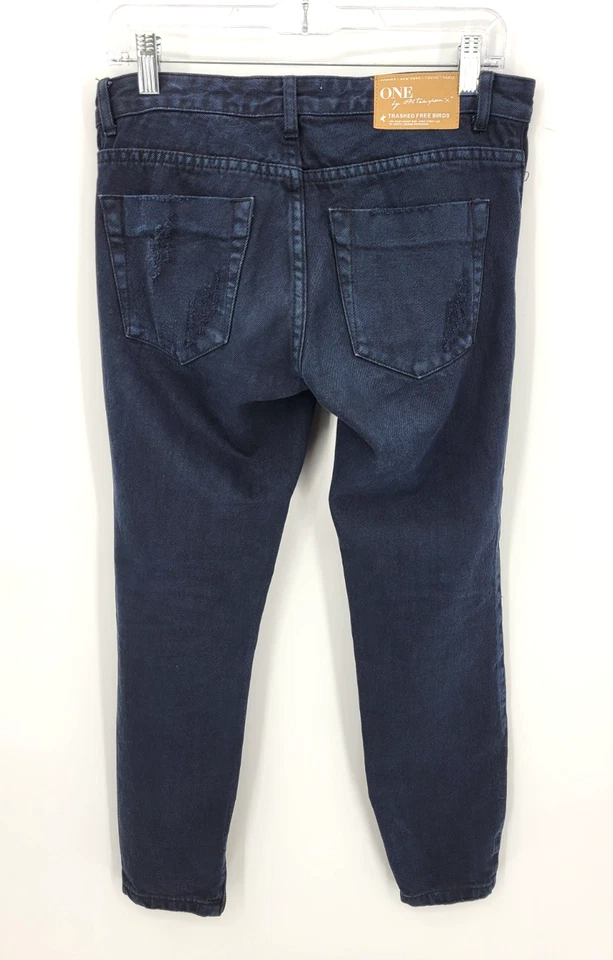Pantalones de mezclilla One Teaspoon para mujer medianos libres de basura pájaros lavado oscuro desgastados ajustados Foto 2 de 4