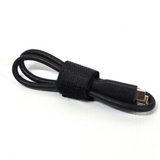 USB-C to USB-C cable from SAMSUNG SSD T7 SSD