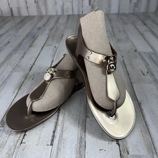 Michael Kors MK Pendant Logo Metalic Gold T Strap Thong Sandals, Size 7
