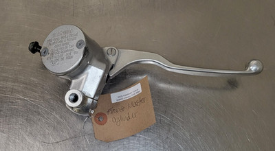 2005 Kawasaki Vulcan VN800 Classic Front Master Cylinder Assembly