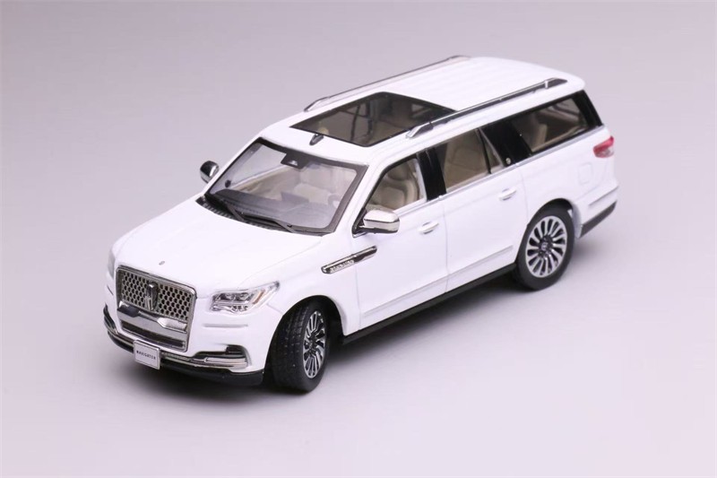 Lincoln Navigator ホワイト ミニカー JADA HIGH PROFILE LINCOLN NAVIGATOR 1:24 WHITE | eBay
