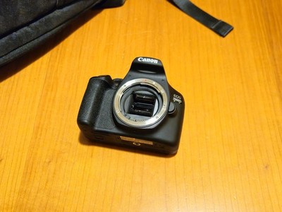 Canon Eos 2000d + 2 Objektive 18-55 / 55-250