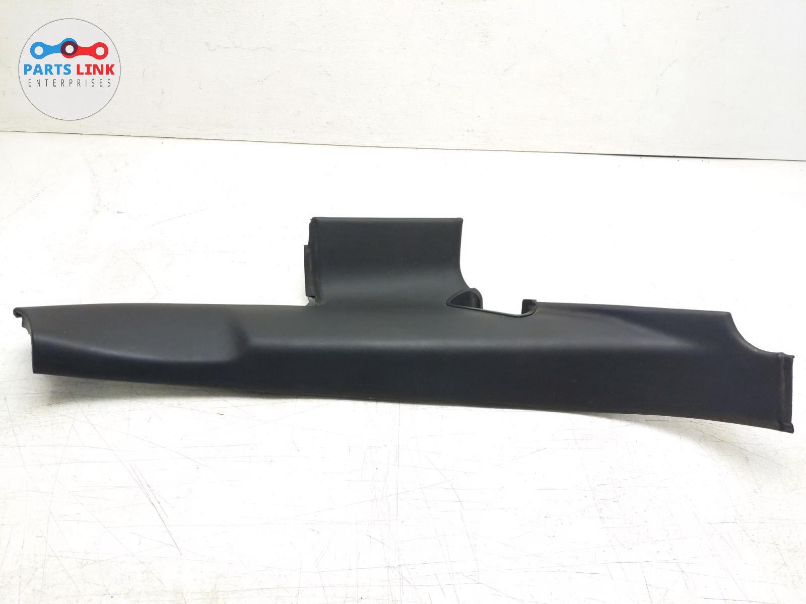 2016-2020 BENTLEY BENTAYGA REAR RIGHT C PILLAR MOLDING LOWER QUARTER TRIM COVER