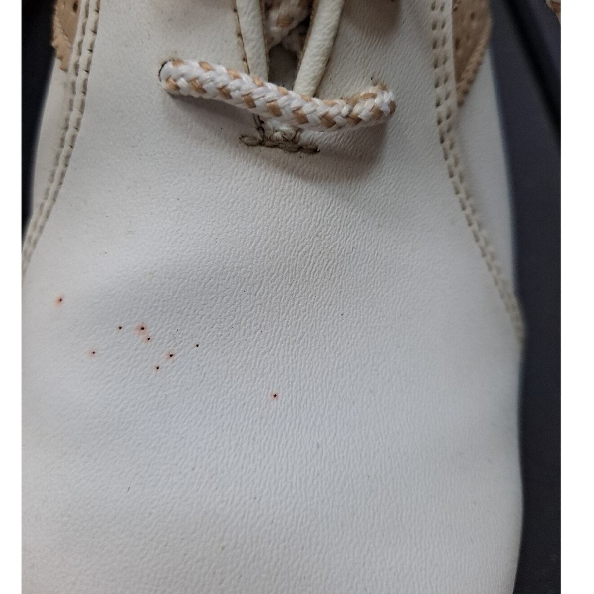 FootJoy FJ White and Tan‎ Saddle Shoe Cleats Size 7 FOOTJOY White Saddle Golf Cleats Shoes Sz 7.5 C Vintage USA  main image 3