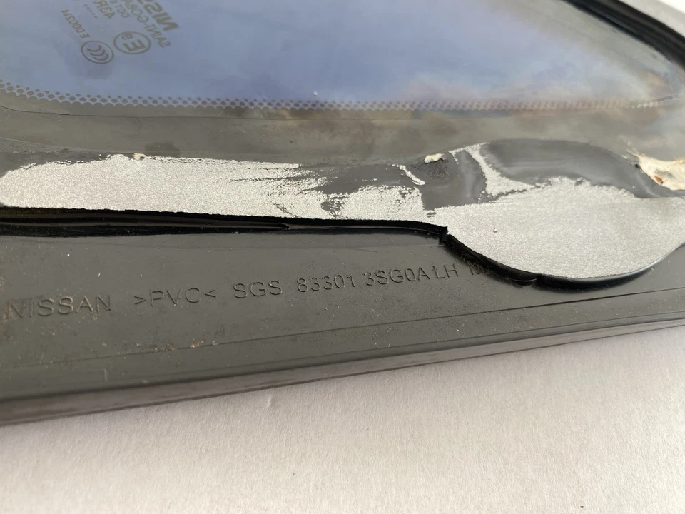 2013 2014 2015 2016 2017 2018 2019 Nissan Sentra DRIVER'S side quarter glass - Image 4 of 4