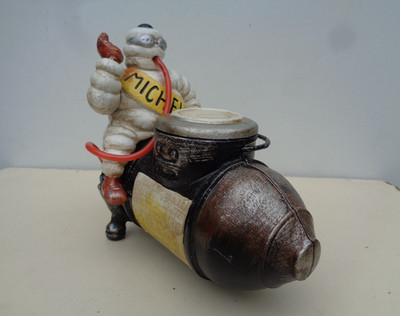 Famous Michelin Man Sat On Compressor Cast Iron Model Advertising DESK TIDY