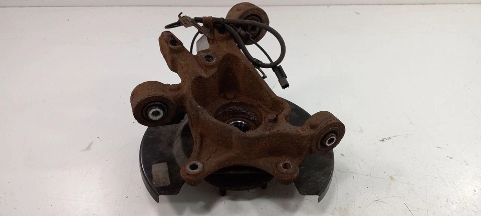 Left Rear Knuckle Stub Fits 11-20 Dodge Journey - Image 2 of 4