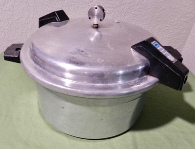 Vintage Mirro Pressure Cooker Canner 12 Quart M-Q 512-11 Made in