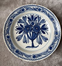 Delft Plat en Faïence Décor Bouquet de fleurs Bleu Blanc XVIII ieme Siècle