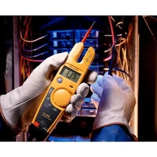 Fluke T5600USA 600V Voltage Current Tester (MUCH LOWER THAN RETAIL PRICE)