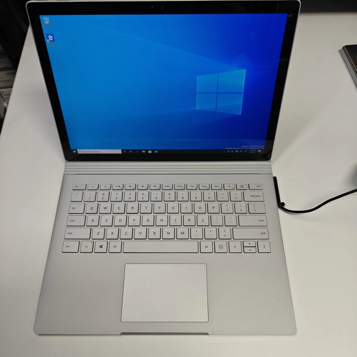 Microsoft Surface Book Intel Core i5 6th Gen. PC Laptops