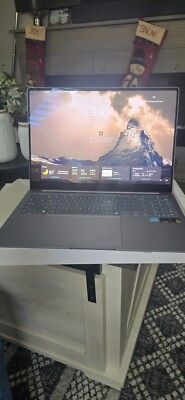 Samsung Galaxy Book4 Edge- 16'' AMOLED Touch Laptop Snapdragon X Elite 16GB 512GB