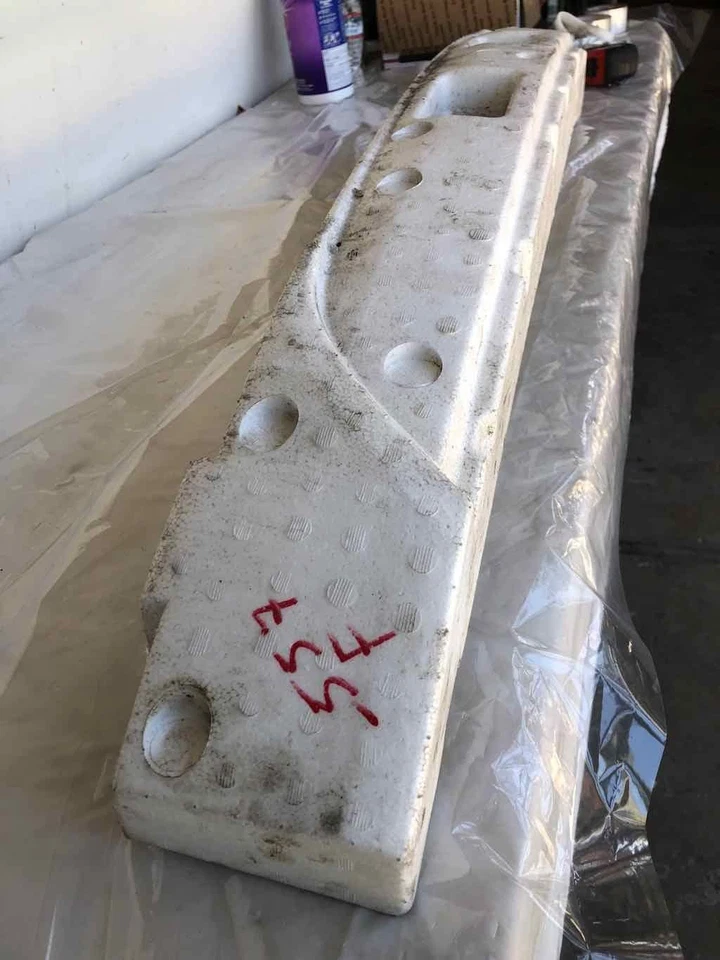 Nissan Leaf 2011 hatchback parachoques delantero choque de impacto amortiguador de energía espuma OEM Foto 4 de 4