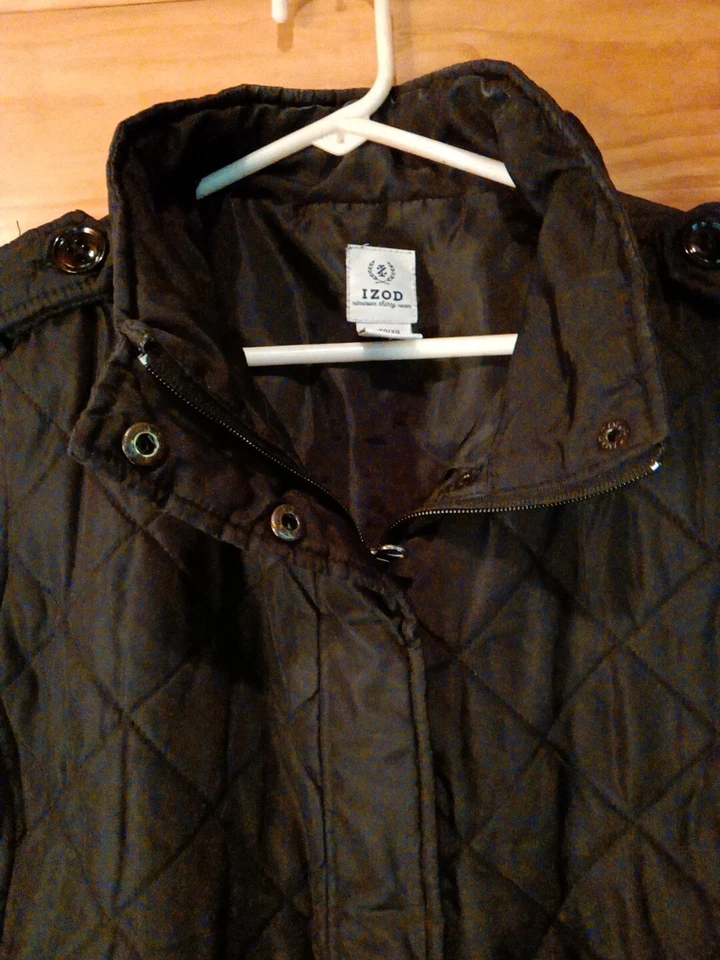 Chaleco Izod Para Hombres XL Puffer Negro Sin Mangas Cremallera Chaqueta Bolsillo Logo Ligero Foto 2 de 4