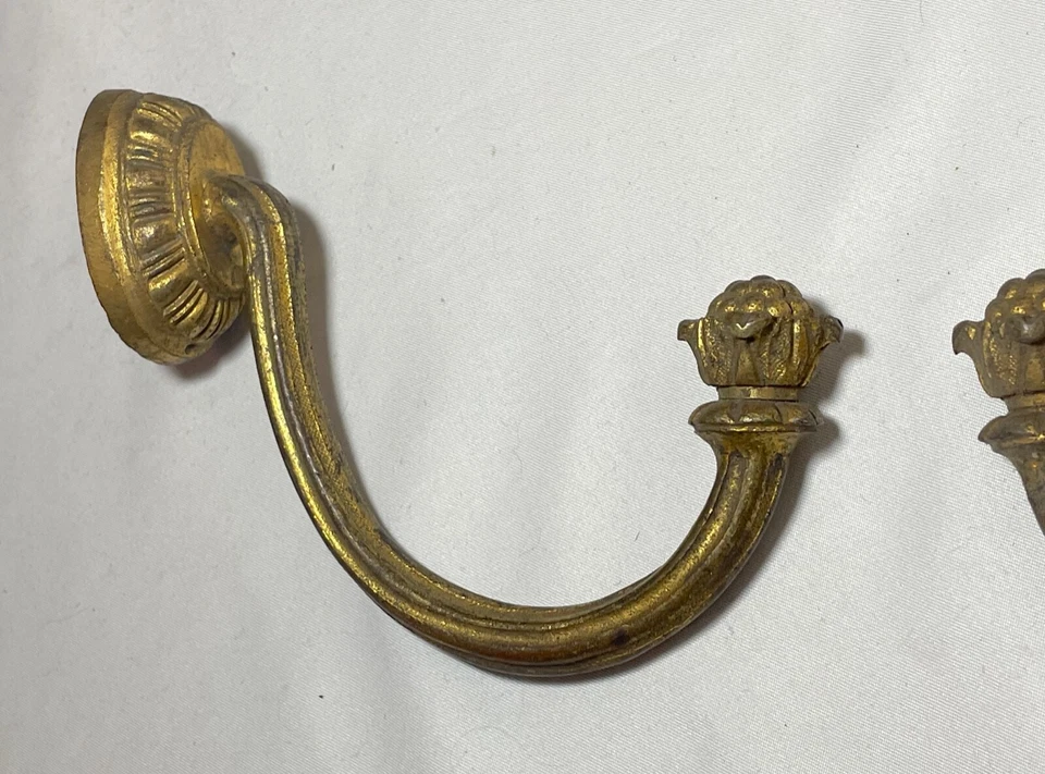 pair of antique 19th century gilt bronze ornate Victorian wall hooks bracket  - Image 2 of 4