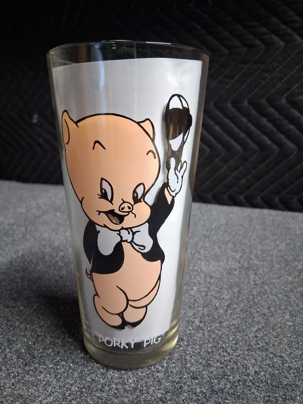 Looney Tunes Porky Pig Drinking Glass Tumbler, White/Black/Beige
