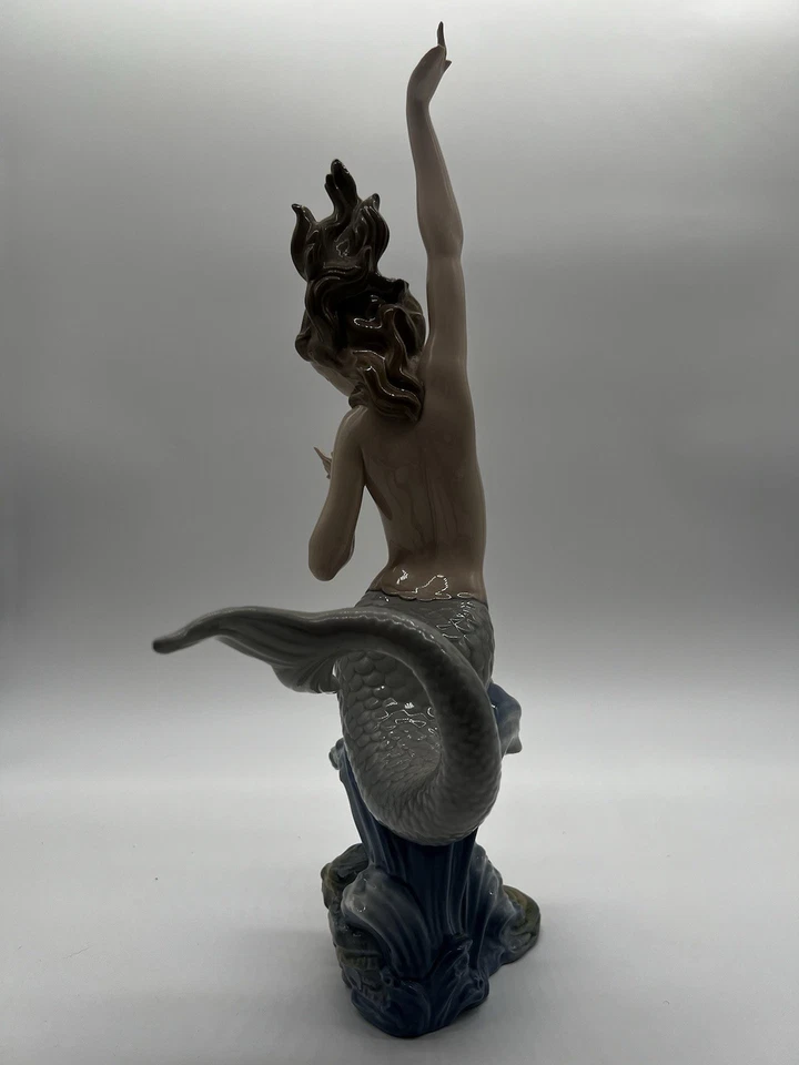LLADRO Mermaid On A Wave - #1347 - 16,5"" - Sin caja. Foto 2 de 4