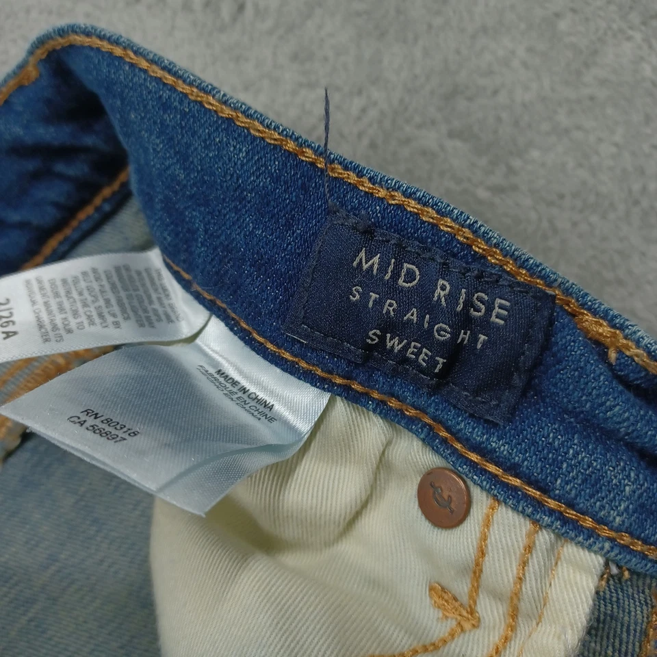 Lucky Brand Jeans Womens 2 Blue Denim Sweet Straight Preppy Modern Mid Rise - Image 4 of 4