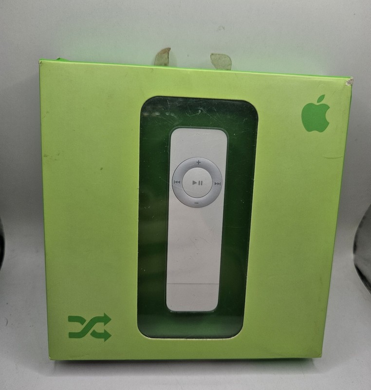Apple 1st Generation iPOD SHUFFLE 512MB M9724LL/A OPEN BOX NEW RARE!