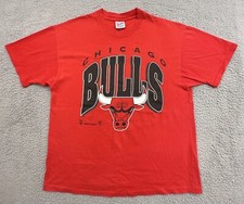 VINTAGE Hanes Men’s XL 90s Single Stitch USA Made Red T Shirt CHICAGO BULLS NBA