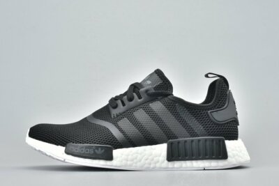 nmd r1 monochrome