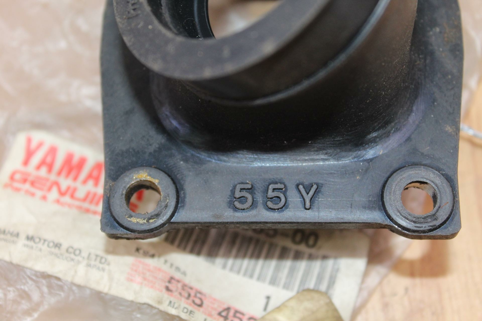 OEM Yamaha Rubber Intake Manifold Boot Yz125 1985 55y135650000 for