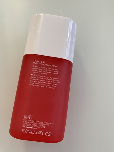 Aceite corporal seco Ole Henriksen Firmly Yours 100 ml - Imagen 2 de 2