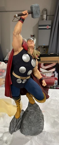 Sideshow Collectibles OG THOR Premium Format Statue 0357/1250