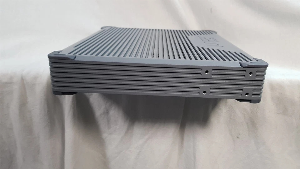 Juniper Networks EX2300-C-12T Compact Fanless 12 Port Switch UNIT ONLY - Image 3 of 4