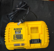 DEWALT 20V MAX / 60V MAX FLEXVOLT Lithium-Ion Fan Cooled Fast Battery Charger