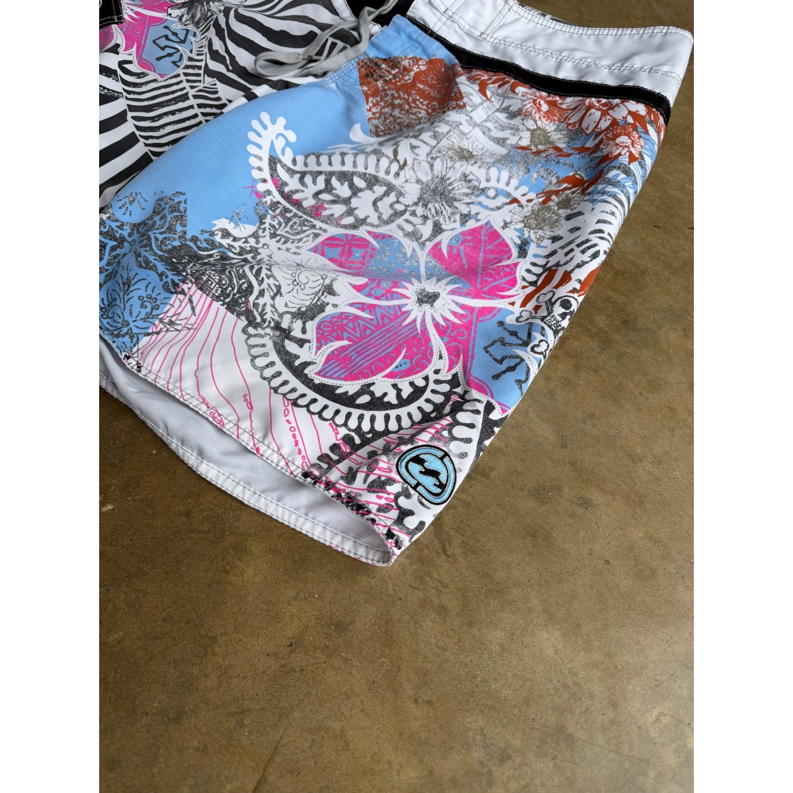 Billabong Mens Board Shorts Size 38 Multi Pattern Zebra Paisley Floral M110WWAL image 2