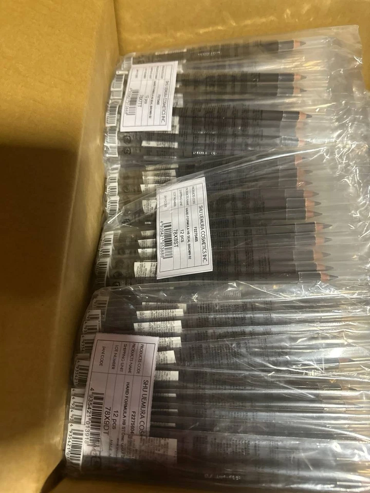 Lápiz de cejas para mujer Shu Uemura Hard 9 Formula, marrón sello, 0,14 onzas Foto 2 de 2