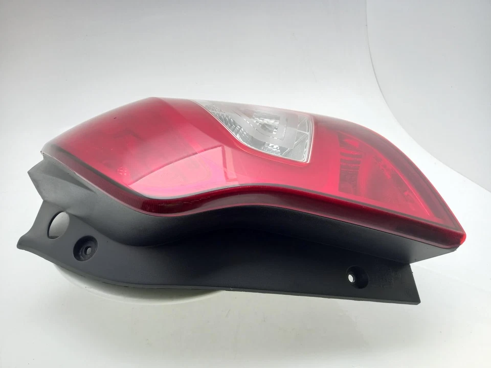 SSANGYONG KORANDO Tail Light Rear Lamp O/S 2010-2019 5 Door Estate RH   - Изображение 2 из 4