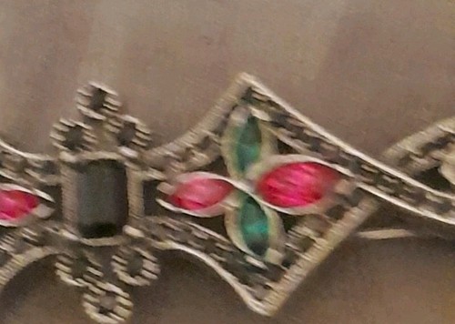 Vintage 1928 Co? Spilla deco tono argento con pietre colorate - Foto 3 di 5