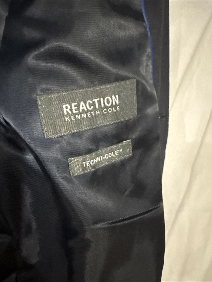 Kenneth Cole Techno Reaction 儿童性能面料套装蓝色 16 码 — 第 4/4 张图片
