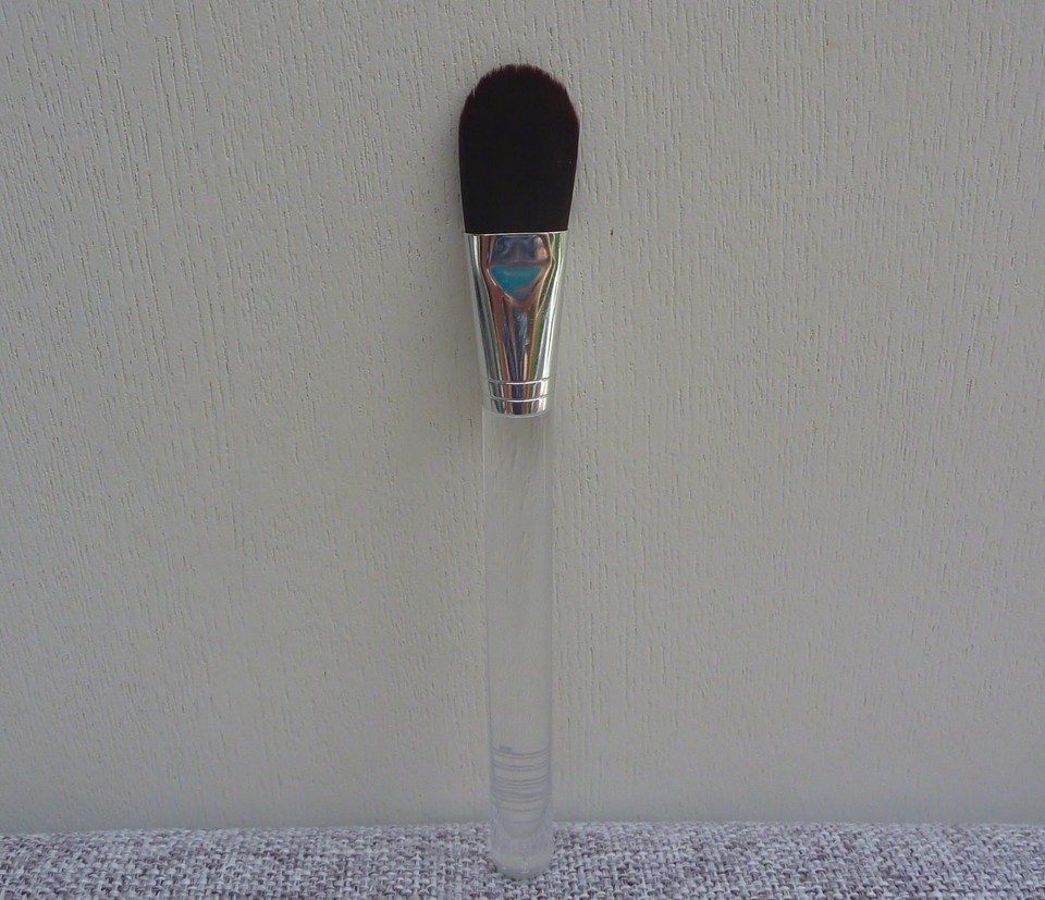 CLINIQUE Foundation Brush, Full Size, Brand New! eBay