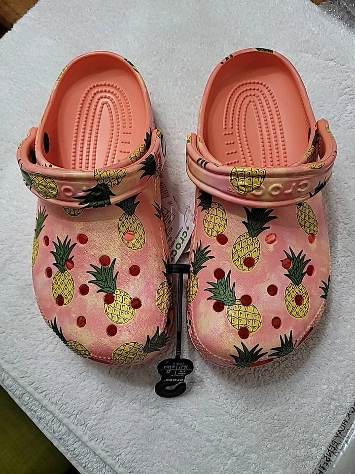 Zuecos Crocs Clásicos Retro Resort Piña Zapatos para Mujer Talla 7 Sin Cordones 207849-83F Foto 2 de 4