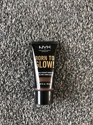 NYX Professional Makeup Vegan Born To Glow! Naturally Radiant Deep Ebony Foundat