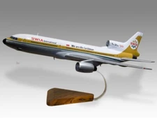 Lockheed L-1011 Tristar 500 Trinidad and Tobago Airways Wood Model Large 1/130