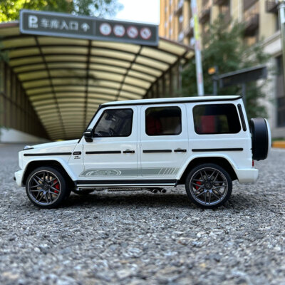 ミニカー GT Spirit 1/18 Mercedes-AMG G 63 1/18 Mercedes Benz G63 AMG Edition 55 (W463) Brilliant